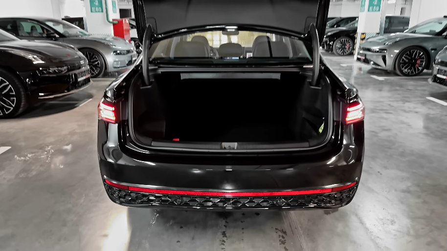 MEDCARS New Volkswagen Passat Pro 2025 Awesome Modern Sedan with High Technology jQjouMLThB8 914x514 3m05s Volkswagen Passat 2025