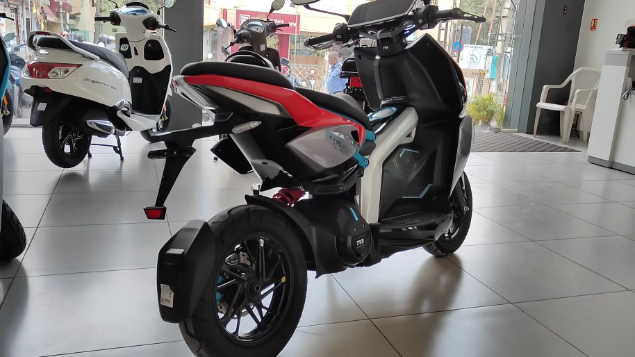 TVS X Electric Scooter 2025 TVS X Electric Scooter 2025
