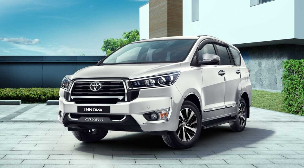 1000040209 toyota-hybrid-car-sales-fy2025-india-innova-hycross-leads