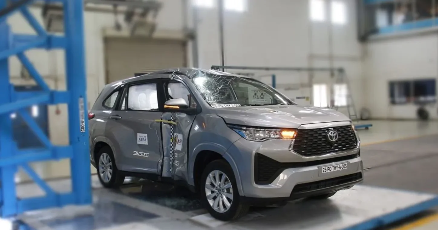 1000040256 edited toyota-innova-hycross-5-star-safety-rating-bharat-ncap