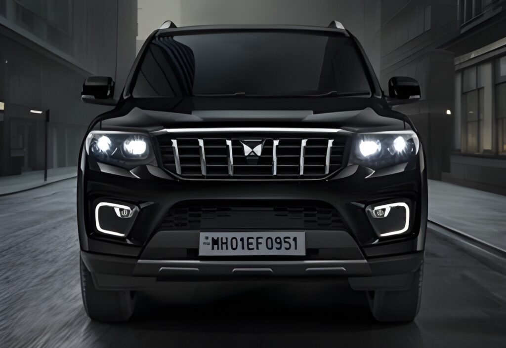 1000040824 Mahindra FY2025 Sales